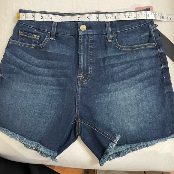 NWT Jen7 by 7 for All Mankind stretch shorts raw hem women’s size 6 Dark Blue - Picture 9 of 10